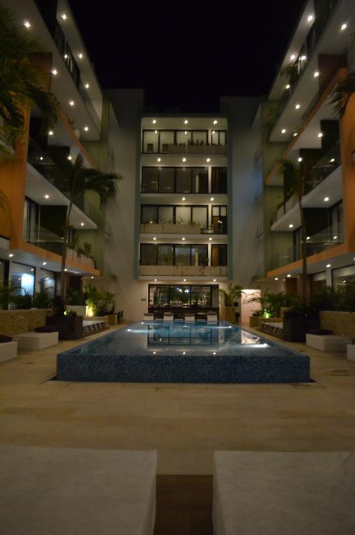 The City Luxury Suites 普拉亚卡门 外观 照片